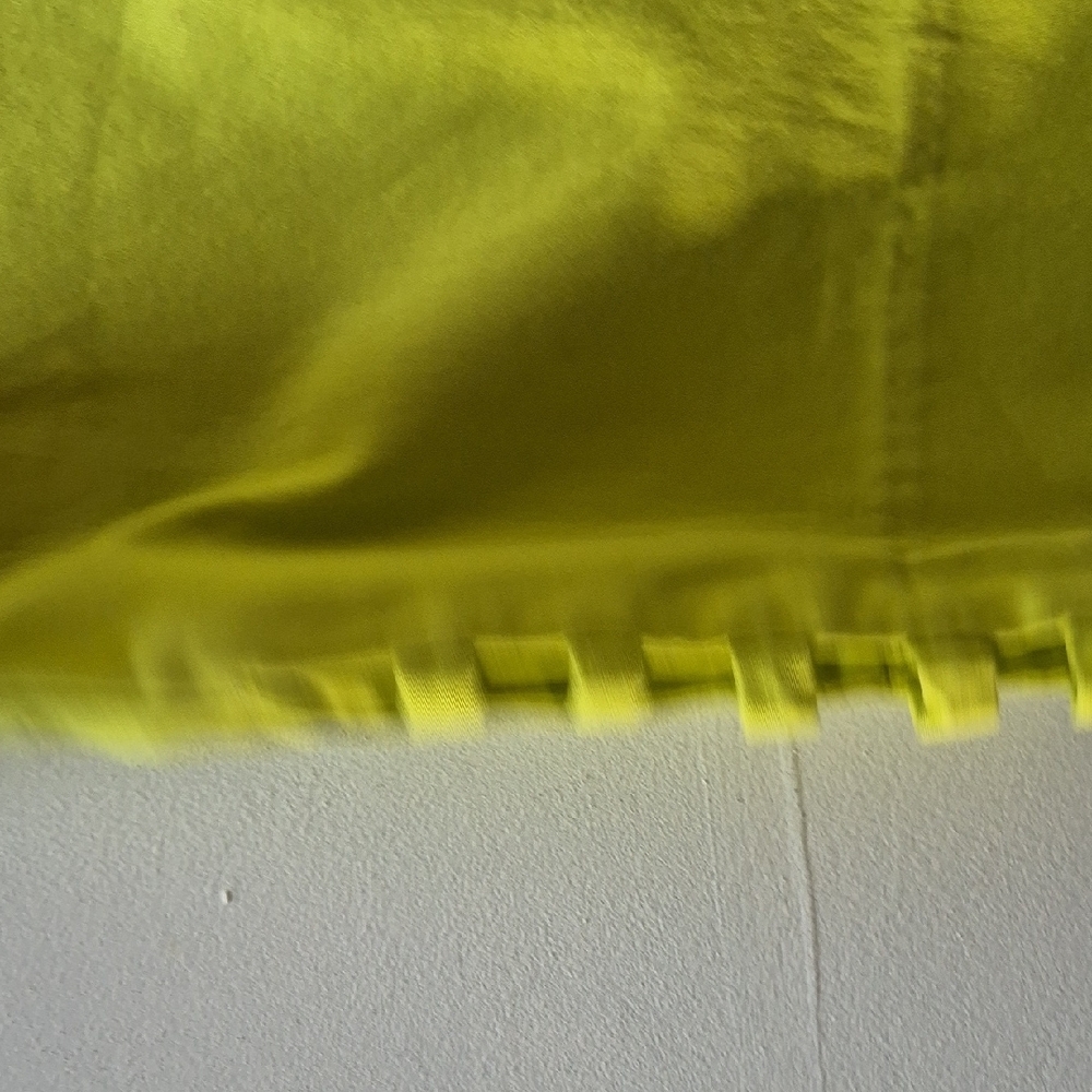 Vibrant Lime Capris for Women - Picture 5 of 6